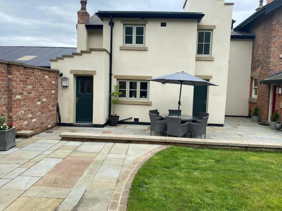 The Bothy Cottage Lytham St Annes Exterior photo